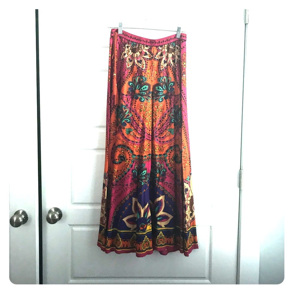 Multi-colored skirt